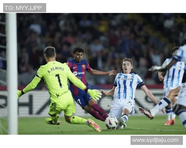 奥萨苏纳惨遭巴萨零封防线崩盘保级警报